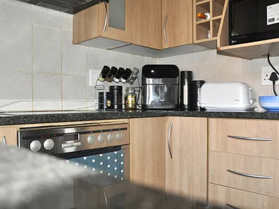 2 Bedroom Apartment For Sale in Midrand - d3fK.webp