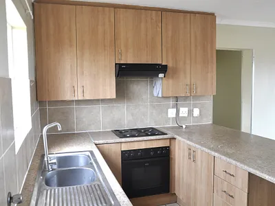 3 Bedroom Apartment For Sale in Midrand - J8ik.webp