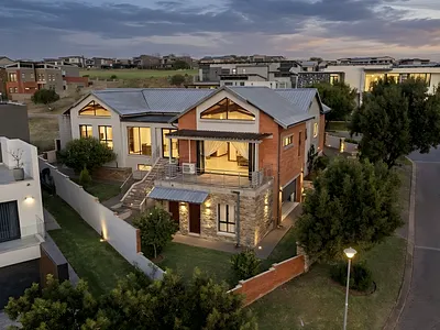 5 Bedroom House For Sale in Centurion - 4l5m.webp