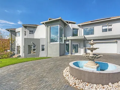 4 Bedroom House For Sale in Midrand - 8KSp.webp