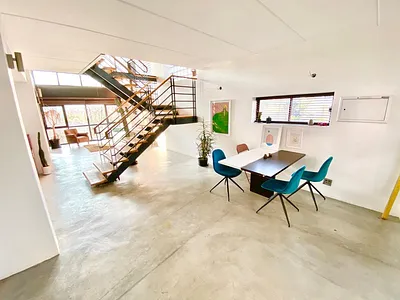 2 Bedroom Apartment For Sale in Sandton - img