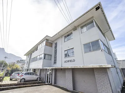 1 Bedroom Apartment To Rent in Cape Town - PxV8.webp