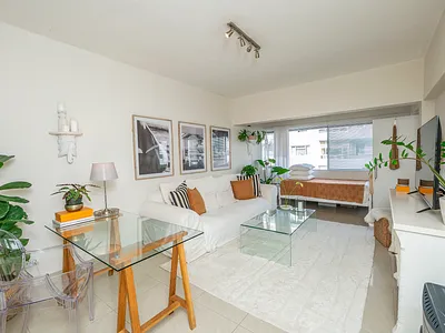 2 Bedroom Apartment To Rent in Cape Town - HYkj.webp