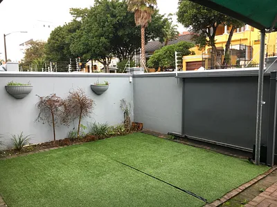 2 Bedroom Apartment For Sale in Cape Town - img