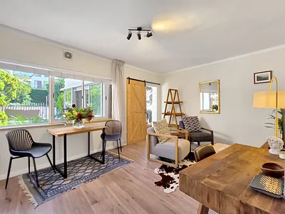 1 Bedroom Apartment For Sale in Cape Town - 6TGZ.webp