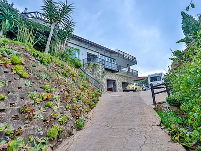7 Bedroom House For Sale in Ballito - S6nt.webp