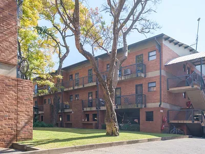 2 Bedroom Apartment For Sale in Pretoria - SlO3.webp