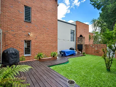 2 Bedroom Townhouse For Sale in Pretoria - WUxt.webp