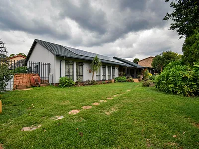 5 Bedroom House For Sale in Pretoria - img