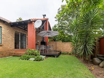 2 Bedroom Townhouse For Sale in Pretoria - R4UG.webp