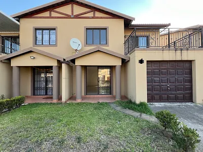 3 Bedroom House For Sale in Phoenix - euaw.webp