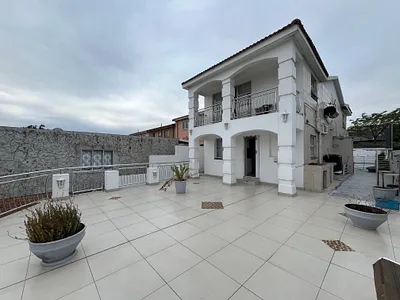 3 Bedroom House For Sale in Phoenix - VkLj.webp
