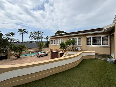 5 Bedroom House For Sale in Durban - E9pR.webp