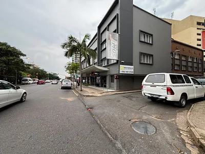 1 Bedroom Apartment To Rent in Durban - img
