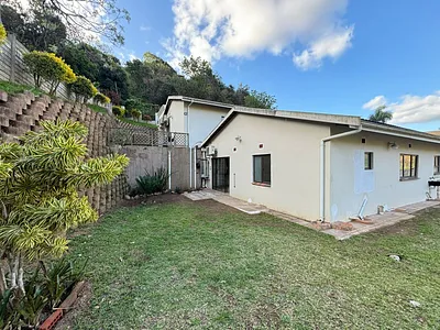 2.5 Bedroom Townhouse To Rent in Durban - DL3X.webp