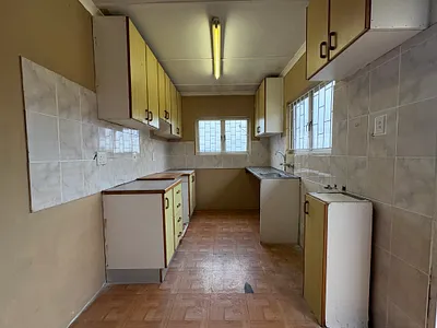 1 Bedroom Apartment To Rent in Phoenix - img