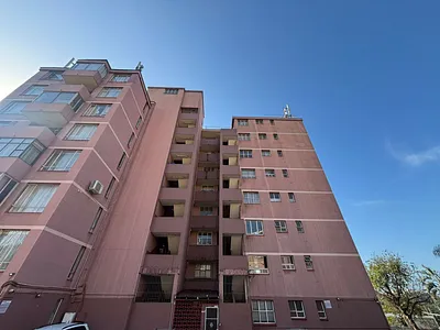 3 Bedroom Apartment To Rent in Durban - Ax18.webp