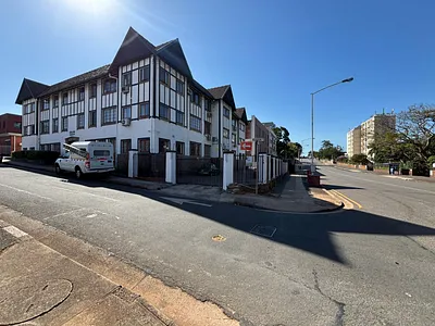 2.5 Bedroom Apartment For Sale in Durban - ZGDv.webp