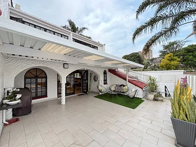 4 Bedroom Townhouse For Sale in Durban - img