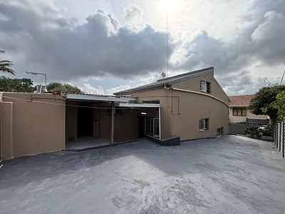 2 Bedroom House To Rent in Durban - jchG.webp