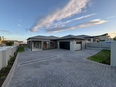 3 Bedroom Townhouse For Sale in Desainagar - img