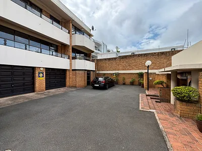 3 Bedroom Townhouse For Sale in Durban - RHr9.webp