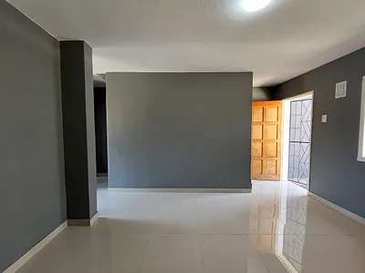 3 Bedroom House For Sale in Phoenix - DBJ8.webp