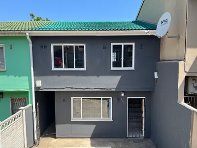 3 Bedroom House For Sale in Phoenix - img