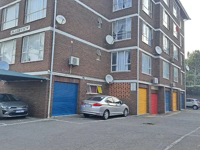 1 Bedroom Apartment For Sale in Durban - obuT.webp