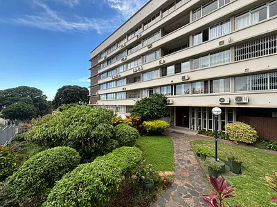3 Bedroom Apartment For Sale in Durban - ug2t.webp