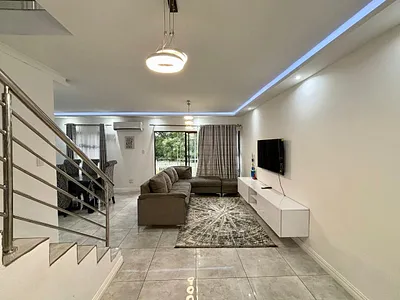 3 Bedroom Apartment For Sale in Queensburgh - SVu0.webp