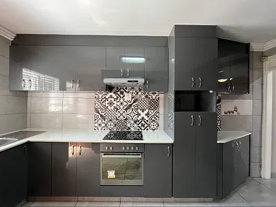 3 Bedroom House For Sale in Phoenix - 7BGN.webp