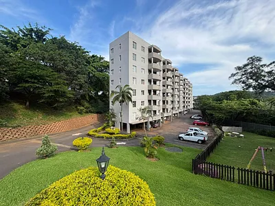 2 Bedroom Apartment For Sale in Durban North - oaVq.webp