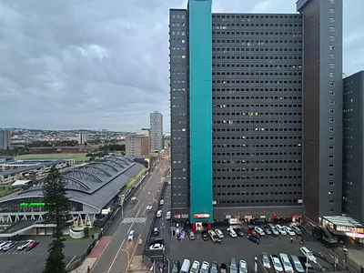 1 Bedroom Apartment To Rent in Durban - img