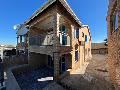 3 Bedroom House For Sale in Phoenix - uKT2.webp