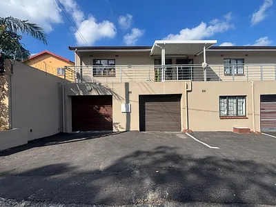 1 Bedroom Apartment To Rent in Chatsworth - vRhw.webp