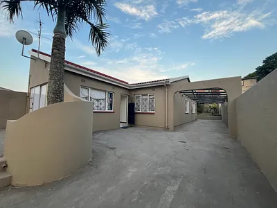 3 Bedroom House For Sale in Phoenix - mUsw.webp