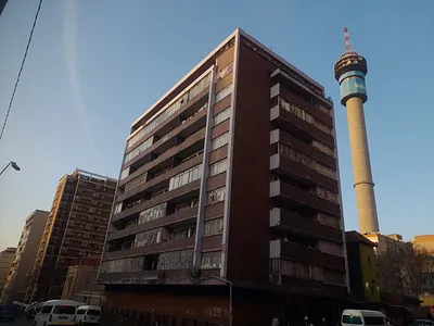 1.5 Bedroom Apartment For Sale in Johannesburg - TmNs.webp