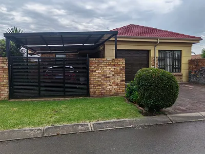 3 Bedroom Apartment To Rent in Alberton - img
