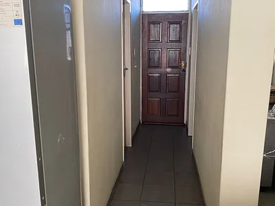 0.5 Bedroom Apartment For Sale in Pretoria - GYSg.webp