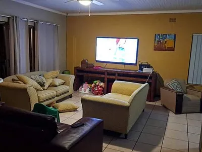 4 Bedroom Apartment For Sale in Nelspruit - xUbA.webp