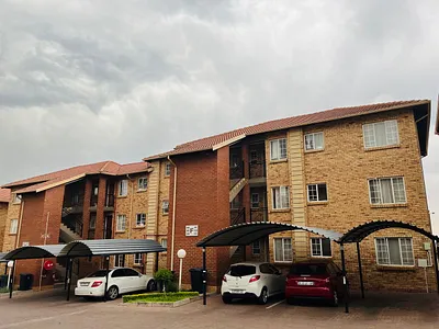 2 Bedroom Townhouse For Sale in Midrand - ez4p.webp