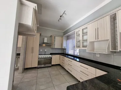 5 Bedroom House For Sale in Nelspruit - JQw8.webp
