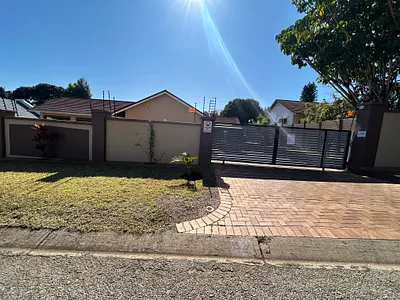 8 Bedroom House To Rent in Nelspruit - img