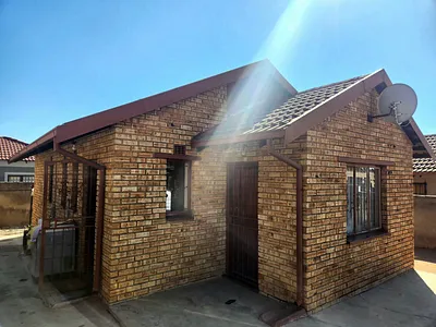 3 Bedroom House For Sale in Midrand - gzbM.webp