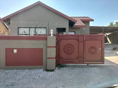 3 Bedroom House For Sale in Nelspruit - D9vy.webp
