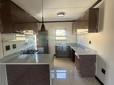 2 Bedroom Apartment For Sale in Midrand - img