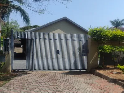 4 Bedroom House For Sale in Nelspruit - Q2sE.webp