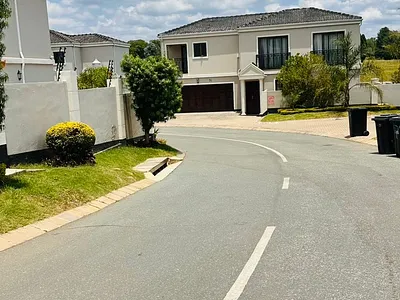 3 Bedroom House For Sale in Sandton - img
