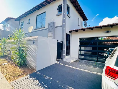 3 Bedroom House To Rent in Midrand - nevB.webp